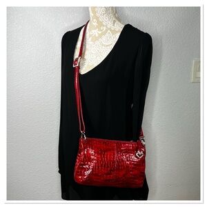 BRIGHTON BRIA SHINE YOUR BAG LIPSTICK RED EMBOSSED CROSSBODY MESSENGER PURSE